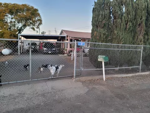 16138 Raymond Rd, Madera, CA 93638 photo 1