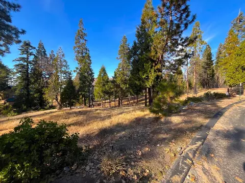 39604 Sunset Rock Ln #14, Shaver Lake, CA 93664