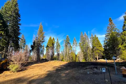 39632 Sunset Rock Ln #19, Shaver Lake, CA 93664