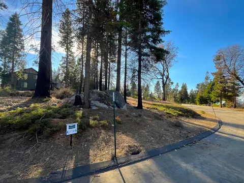 39635 Sunset Rock Ln #49, Shaver Lake, CA 93664