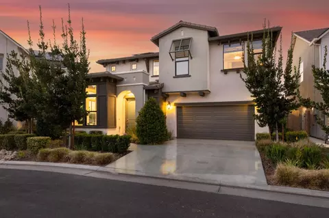 3434 W Milan Ave, Visalia, CA 93277