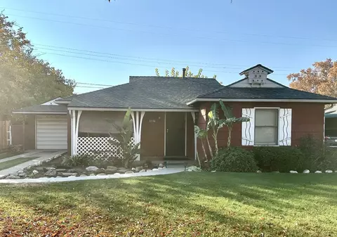 2336 E Pine Ave, Fresno, CA 93703