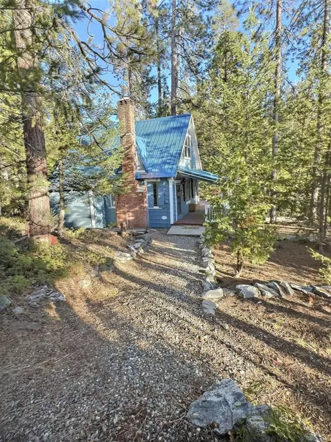 41604 Indian Rock Rd, Shaver Lake, CA 93664