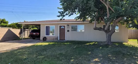 1414 N Smith Dr, Santa Maria, CA 93458