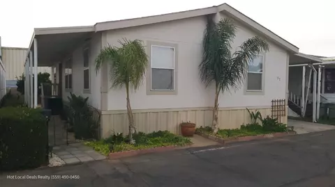 105 W Herndon Ave #SPC 37, Pinedale, CA 93650