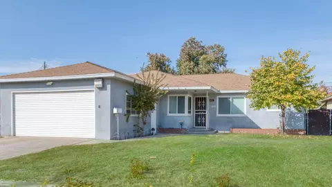 3227 E Swift Ave, Fresno, CA 93726