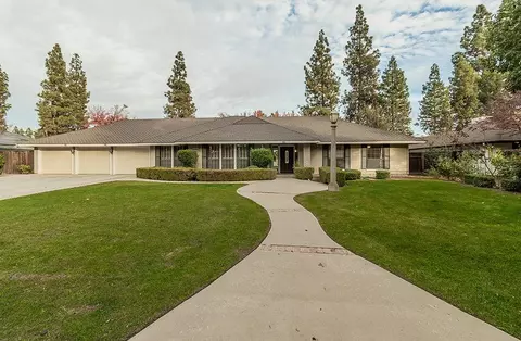 6518 N Blosser Ave, Fresno, CA 93711