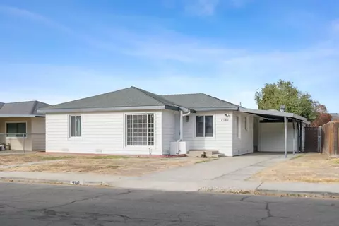 4161 Kenmore Dr N, Fresno, CA 93703