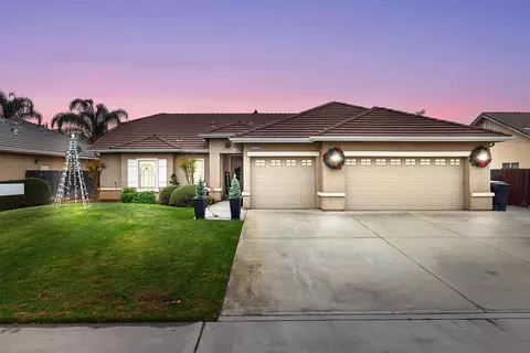 2465 Florence Ave, Sanger, CA 93657