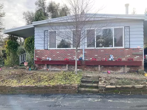 39678 Road 425b #3, Oakhurst, CA 93644