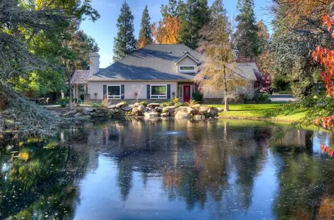 2995 W Wellington Ln, Fresno, CA 93711