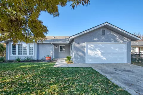 6255 N Delbert Ave, Fresno, CA 93722