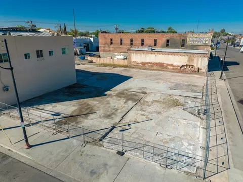311 E, Lemoore, CA 93245 photo 1