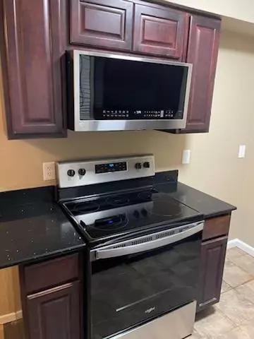 5138 E Ashlan Ave #120, Fresno, CA 93727