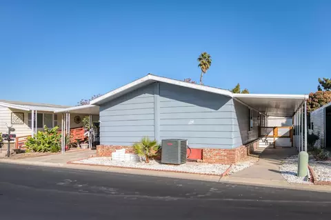 2706 W Ashlan #174, Fresno, CA 93705