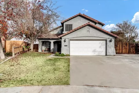 2935 Christopher Cir, Hanford, CA 93230