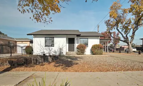 902 W Shields Ave, Fresno, CA 93705