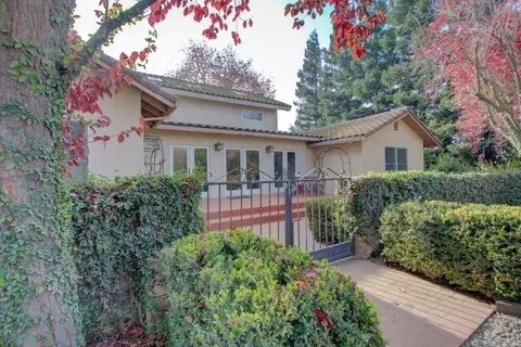 9620 Cortez Ave, Delhi, CA 95315