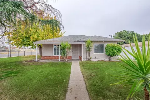 4101 E Fairfax Ave, Fresno, CA 93703