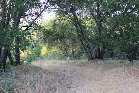 0 Meadowwood Rd, Oakhurst, CA 93644