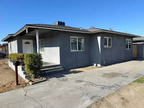 4111 E Weldon Ave, Fresno, CA 93703