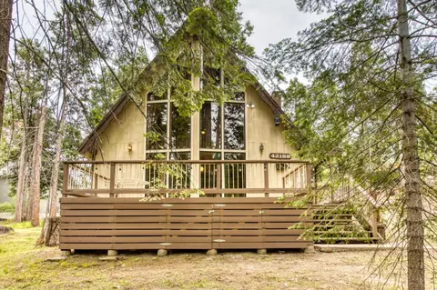 42188 Smoke Tree Ln, Shaver Lake, CA 93664