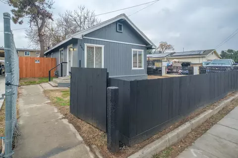 444 S Backer Ave, Fresno, CA 93702