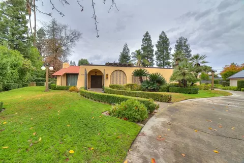 3625 W Loma Linda Ave, Fresno, CA 93711