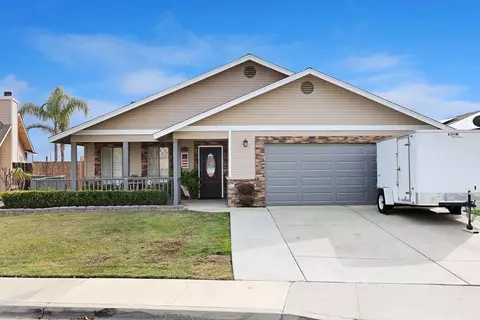 424 Kimberly Pl, Coalinga, CA 93210