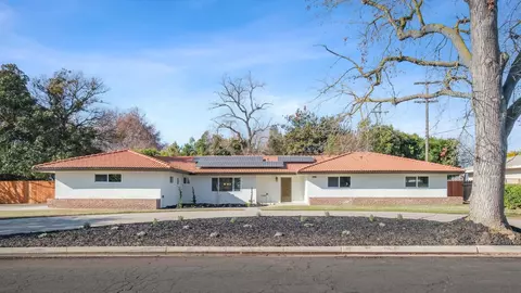 4155 N Angus St, Fresno, CA 93726