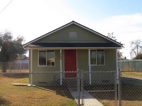 757 Kruger Ave, Hanford, CA 93230