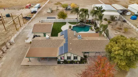 16100 La Canada Rd, Madera, CA 93636