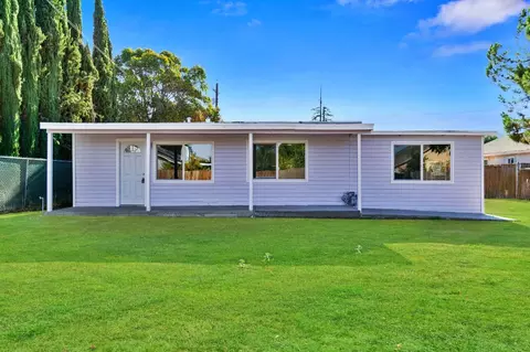 2430 Beachwood Dr, Merced, CA 95348