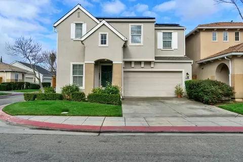 4658 W Brianna Way, Fresno, CA 93722