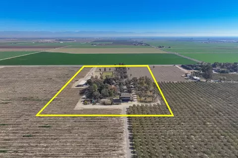 15840 10th Ave, Hanford, CA 93230