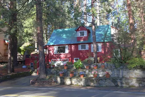 42062 Tollhouse Rd, Shaver Lake, CA 93664