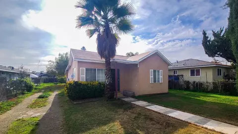 729 Early Ave, Reedley, CA 93654