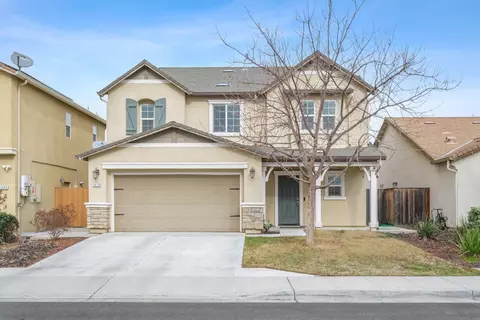 1478 Mandarin St, Madera, CA 93638