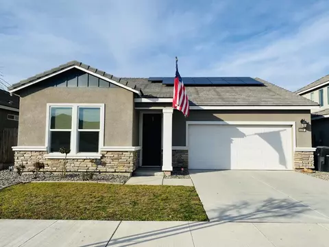 3228 E Harter Ave, Visalia, CA 93292