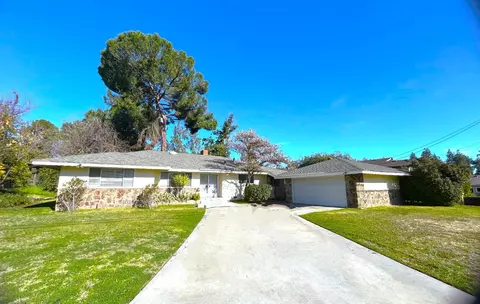26209 Club Dr, Madera, CA 93638