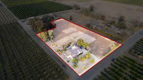 13308 Ave 428, Orosi, CA 93647