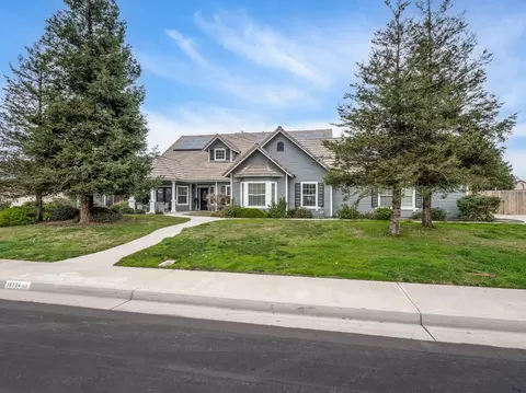 15704 W Kearney Blvd, Kerman, CA 93630