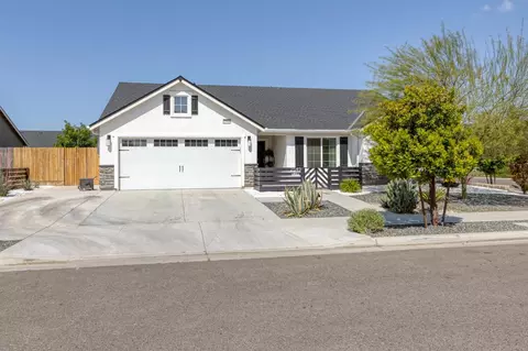 2549 N Fontana St, Visalia, CA 93291