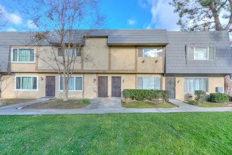 5164 E Ashlan Ave #118, Fresno, CA 93727