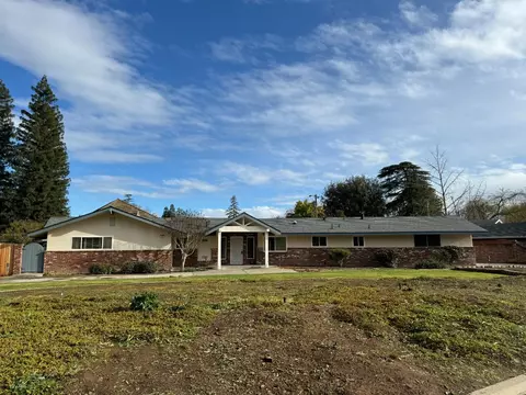 2555 W Stuart Ave, Fresno, CA 93711
