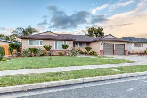 732 E Birch Ave, Fresno, CA 93720