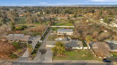 37331 Berkshire Dr, Madera, CA 93636
