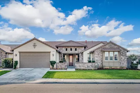 3226 Lincoln Ave, Clovis, CA 93619