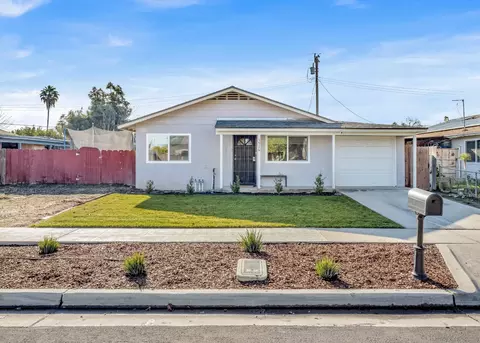 5926 E Garland Ave, Fresno, CA 93727