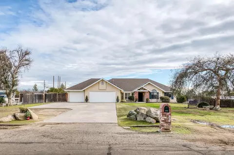 10782 Renn Ave, Clovis, CA 93619
